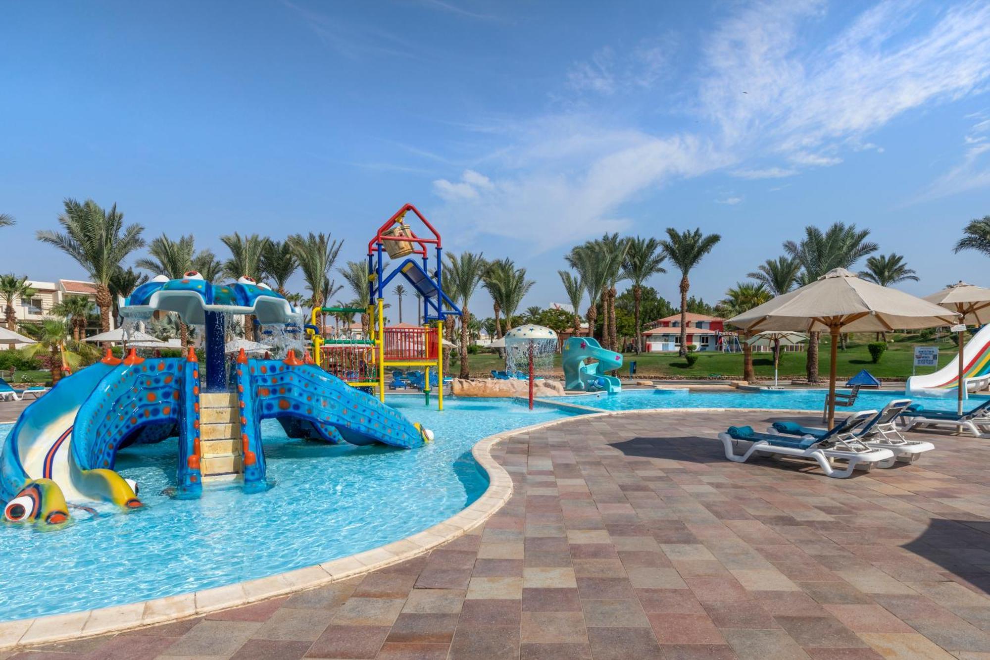 Xperience Kiroseiz Aquapark Premier-Naama Bay Otel Şarm El-Şeyh Dış mekan fotoğraf Aqua Park at Hilton Sharm El Sheikh Resort